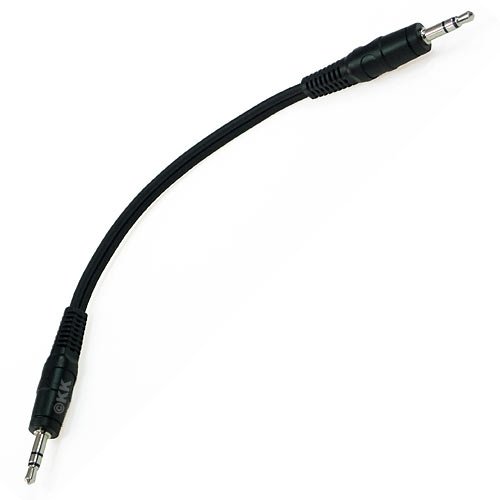 KFZ-Set: USB-Ladeadapter + Micro-B-Kabel + Audio-Kabel.